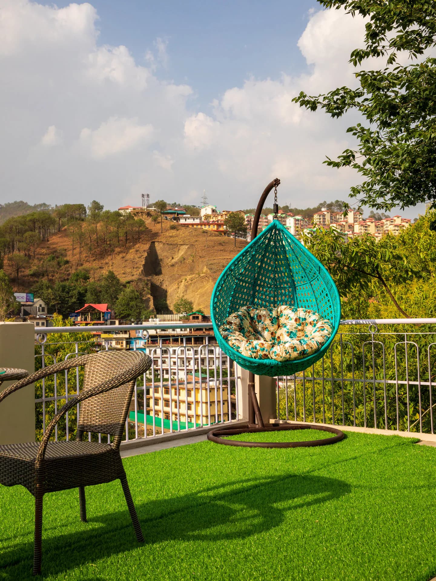 Terrace Seating Mountain Horizon 1
