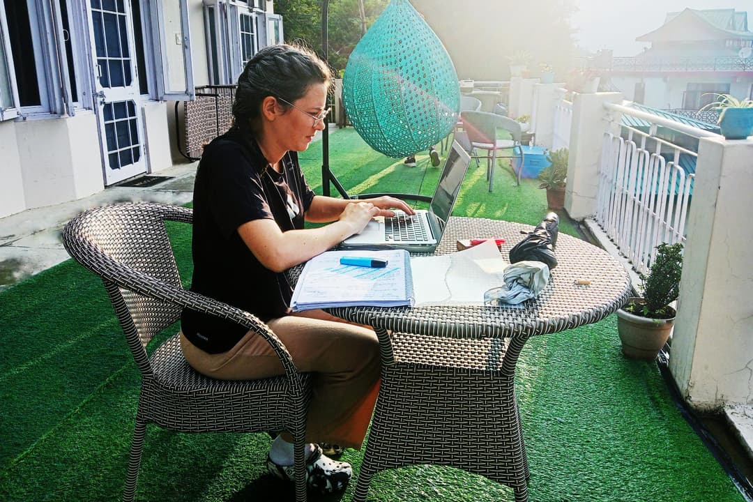 Productive workation with reliable Wi-Fi and mountain views